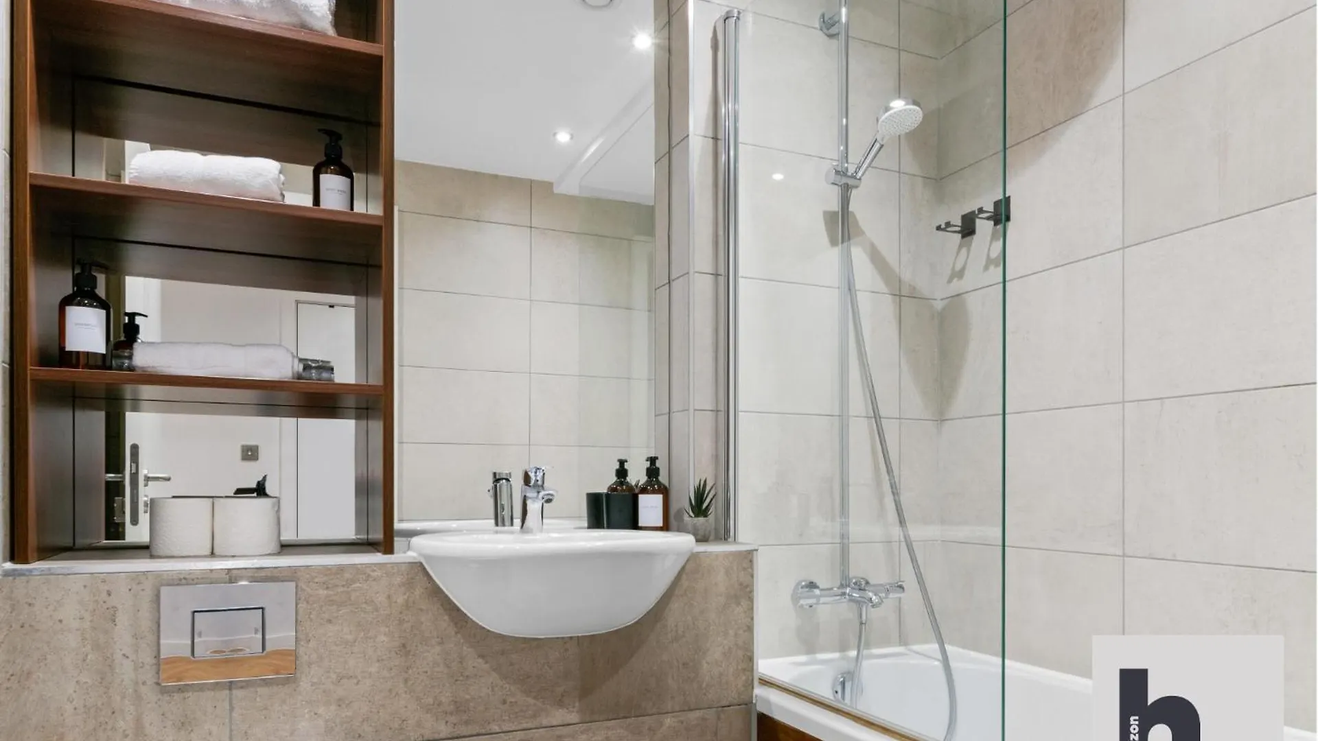 Contractors - Free Parking - City Centre - 3X Units Available Kingston upon Hull Apartamento